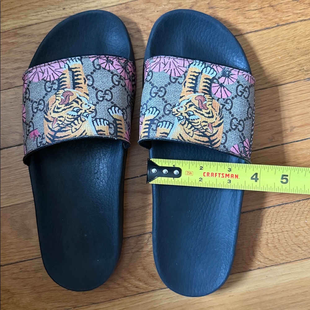 Gucci Bengal Tiger Sakura Slides - Picture 11 of 16